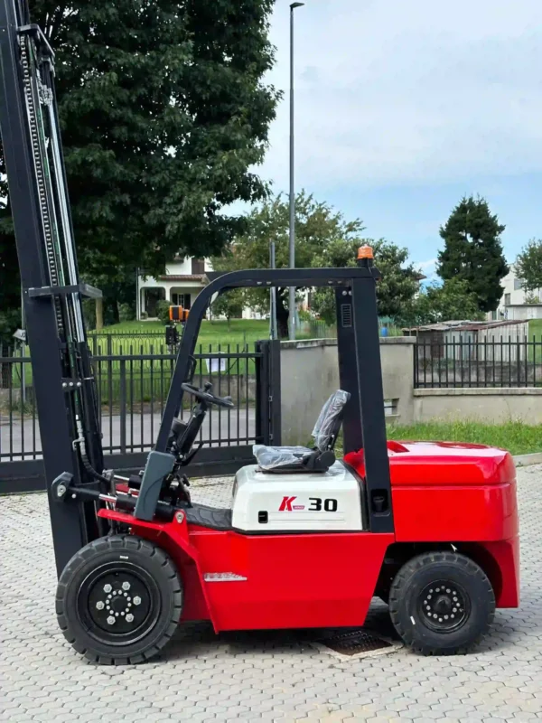 <strong> 3 TON </strong>(Carrello elevatore) - immagine 5