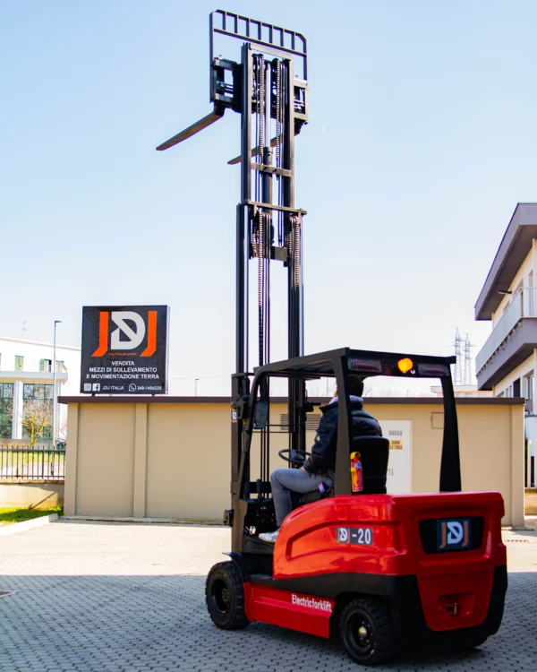 <strong>CARRELLO ELEVATORE ELETTRICO 20Q - immagine 2
