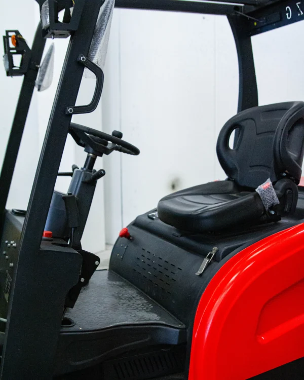 <strong>CARRELLO ELEVATORE ELETTRICO 30Q - immagine 2