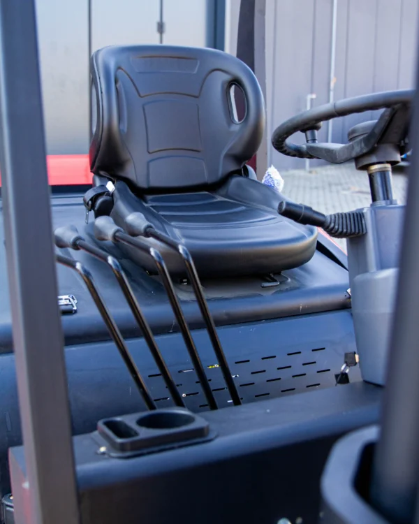 <strong>CARRELLO ELEVATORE ELETTRICO 30Q - immagine 7