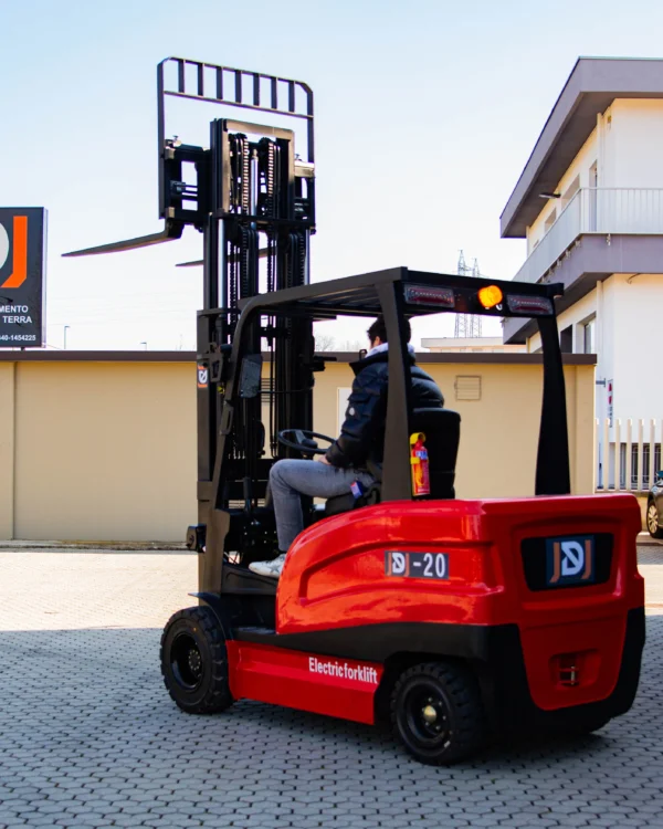 <strong>CARRELLO ELEVATORE ELETTRICO 20Q - immagine 3